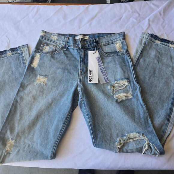 First Row Relaxed Flare Jeans Size 30 - Picture 2 of 3